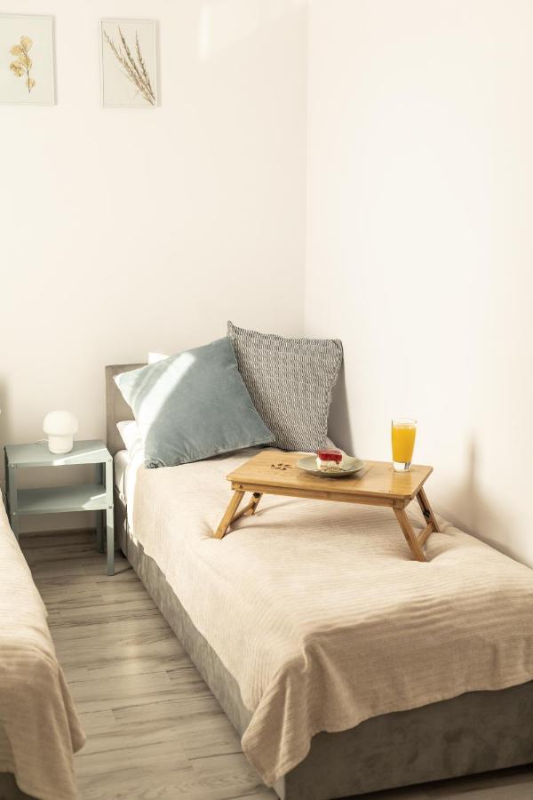 Apartament Apartament Pod Lasem Oldrzychowice Klodzkie Zewnętrze zdjęcie